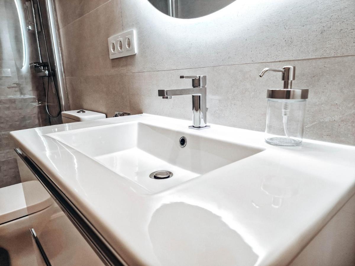 אלמריה Apartamento Tiendas 8 מראה חיצוני תמונה